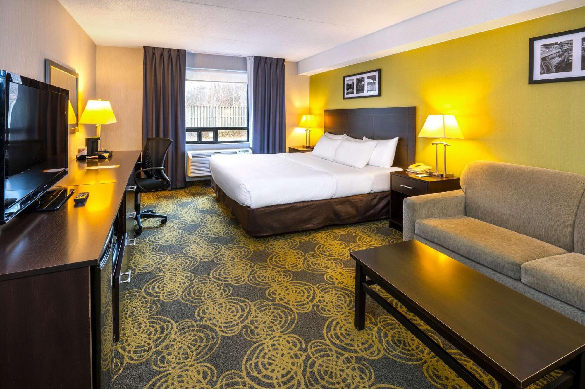 Comfort Hotel & Suites Peterborough Eksteriør billede