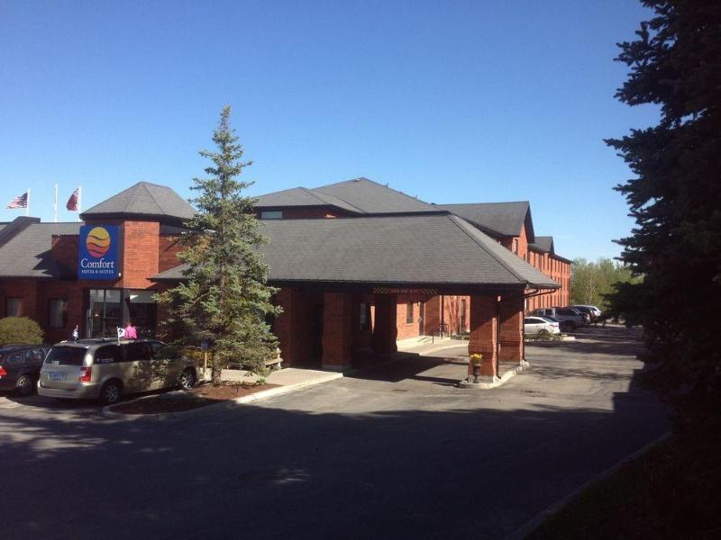 Comfort Hotel & Suites Peterborough Eksteriør billede